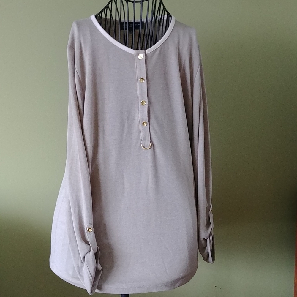 Like New beige color top, size L "JONES NEW YORK" - Picture 1 of 7